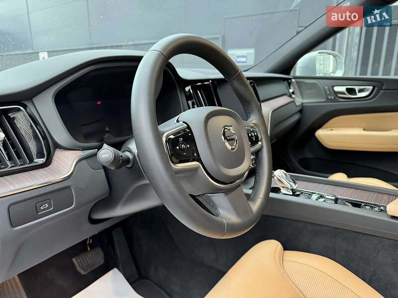 Позашляховик / Кросовер Volvo XC60 2022 в Києві фото 19 Позашляховик / Кросовер Volvo XC60 2022 в Києві