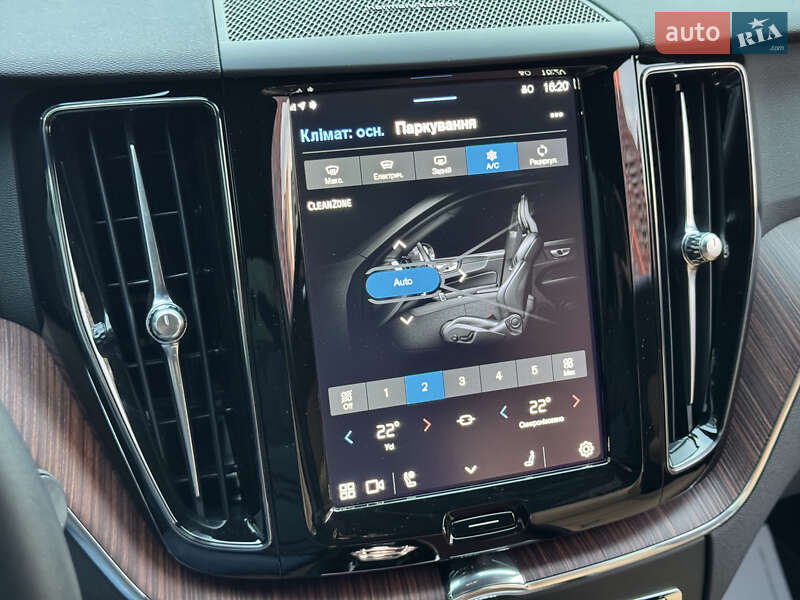 Позашляховик / Кросовер Volvo XC60 2022 в Києві фото 46 Позашляховик / Кросовер Volvo XC60 2022 в Києві