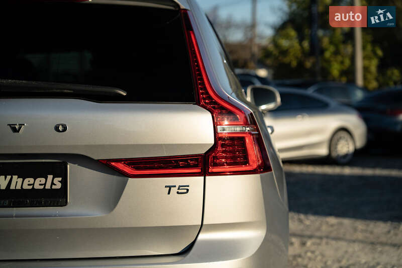 Позашляховик / Кросовер Volvo XC60 2018 в Чернівцях фото 7 Позашляховик / Кросовер Volvo XC60 2018 в Чернівцях