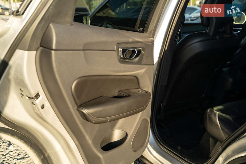 Позашляховик / Кросовер Volvo XC60 2018 в Чернівцях фото 43 Позашляховик / Кросовер Volvo XC60 2018 в Чернівцях