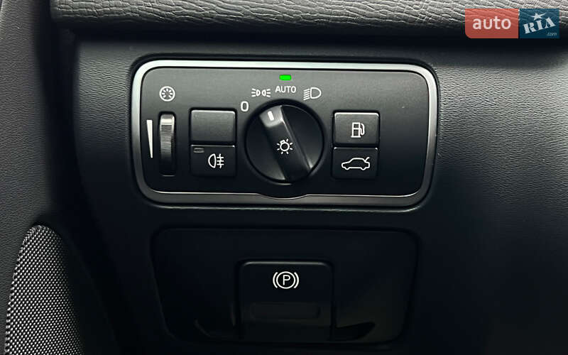 Позашляховик / Кросовер Volvo XC60 2017 в Львові фото 17 Позашляховик / Кросовер Volvo XC60 2017 в Львові