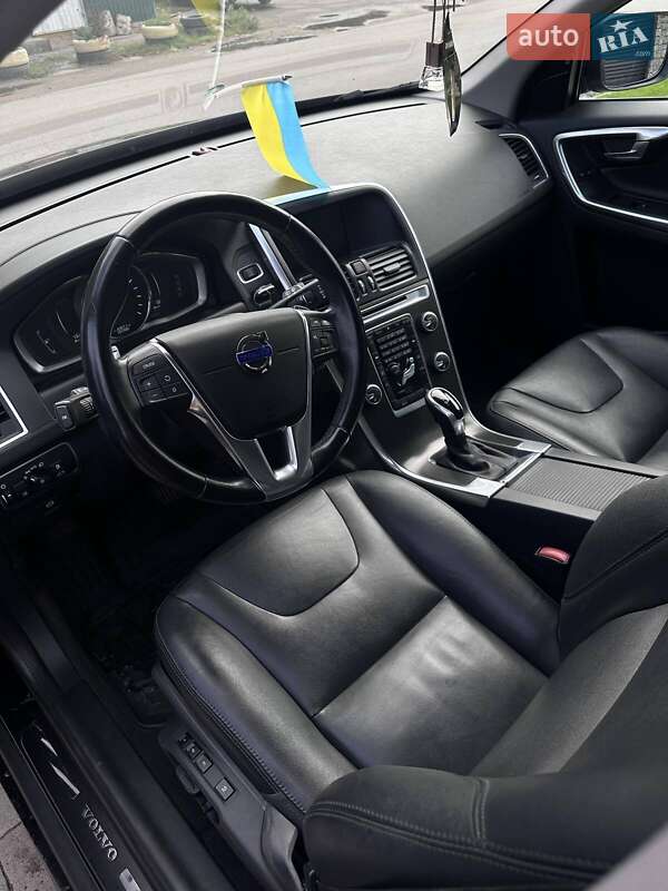 Позашляховик / Кросовер Volvo XC60 2014 в Умані