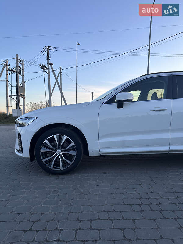 Позашляховик / Кросовер Volvo XC60 2022 в Львові