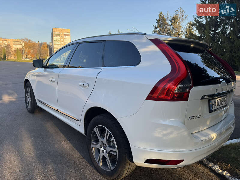 Позашляховик / Кросовер Volvo XC60 2013 в Рівному