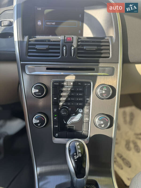 Позашляховик / Кросовер Volvo XC60 2013 в Рівному