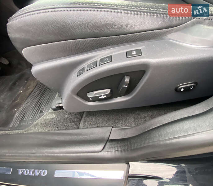 Внедорожник / Кроссовер Volvo XC60 2016 в Ровно фото 22 Внедорожник / Кроссовер Volvo XC60 2016 в Ровно