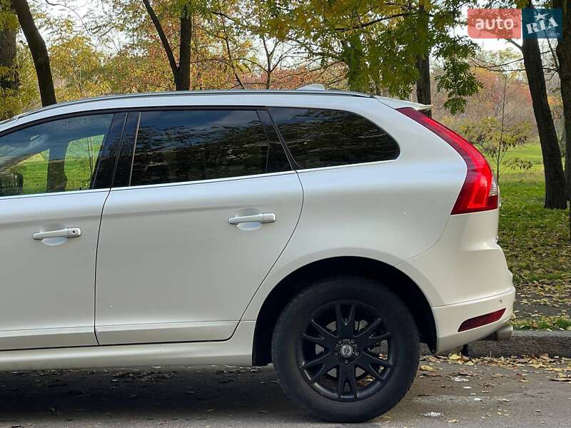 Внедорожник / Кроссовер Volvo XC60 2015 в Николаеве фото 4 Внедорожник / Кроссовер Volvo XC60 2015 в Николаеве