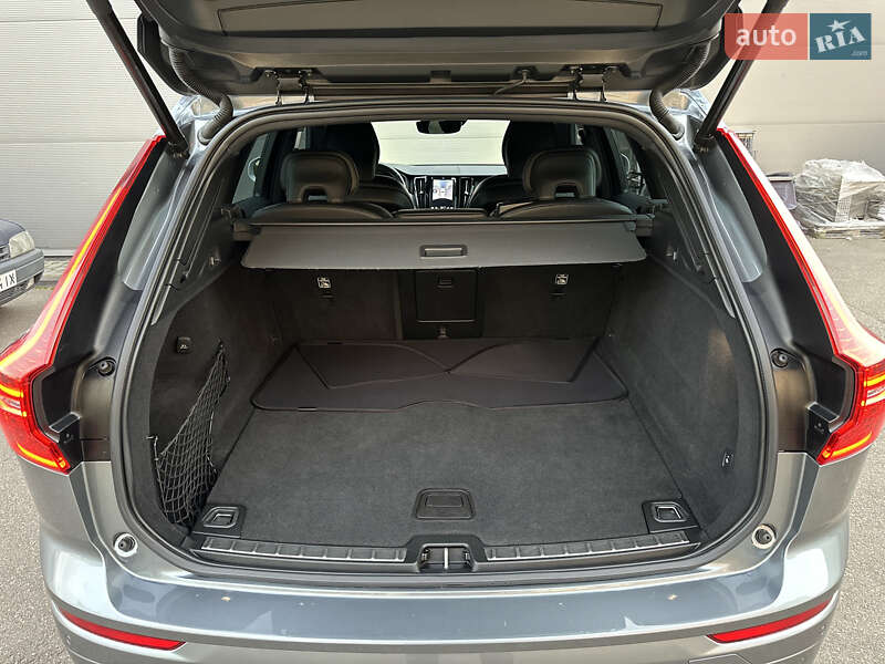 Внедорожник / Кроссовер Volvo XC60 2018 в Киеве фото 47 Внедорожник / Кроссовер Volvo XC60 2018 в Киеве