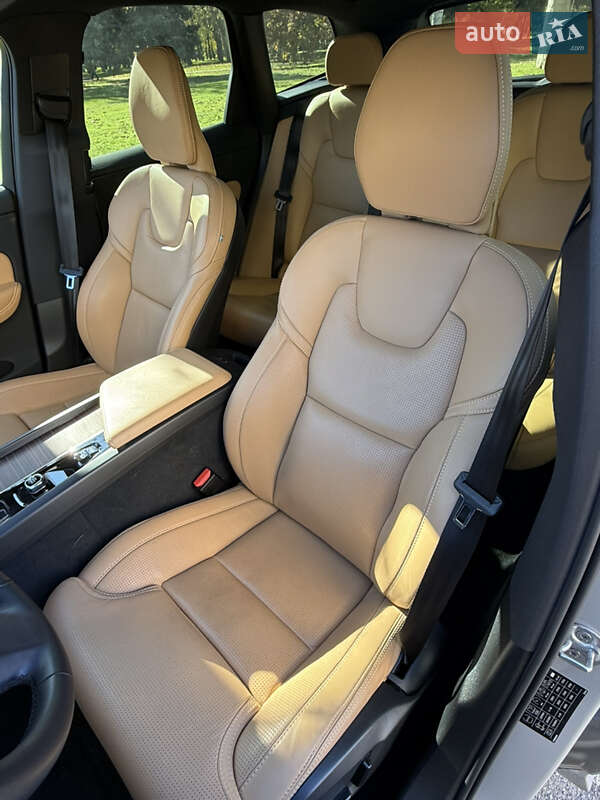 Позашляховик / Кросовер Volvo XC60 2023 в Одесі фото 2 Позашляховик / Кросовер Volvo XC60 2023 в Одесі