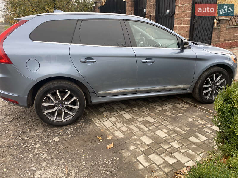 Внедорожник / Кроссовер Volvo XC60 2017 в Ровно фото 4 Внедорожник / Кроссовер Volvo XC60 2017 в Ровно