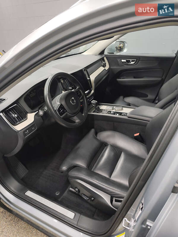Внедорожник / Кроссовер Volvo XC60 2017 в Каменском фото 9 Внедорожник / Кроссовер Volvo XC60 2017 в Каменском
