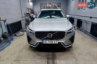 Внедорожник / Кроссовер Volvo XC60 2017 в Каменском