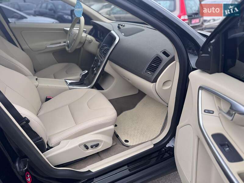 Внедорожник / Кроссовер Volvo XC60 2012 в Киеве фото 28 Внедорожник / Кроссовер Volvo XC60 2012 в Киеве