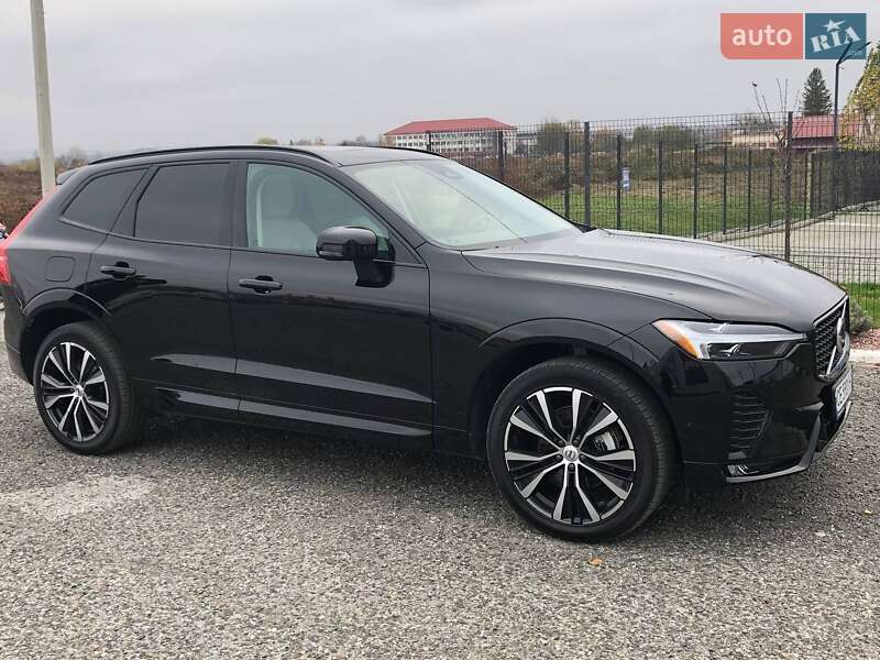 Позашляховик / Кросовер Volvo XC60 2022 в Чернівцях