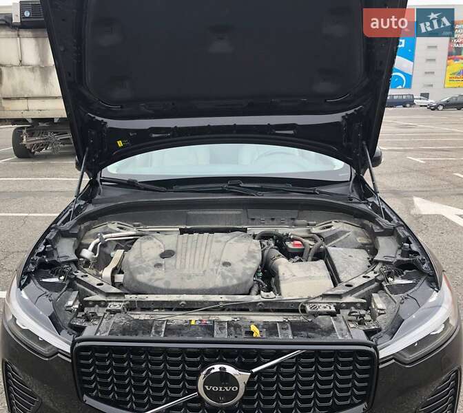 Позашляховик / Кросовер Volvo XC60 2022 в Чернівцях
