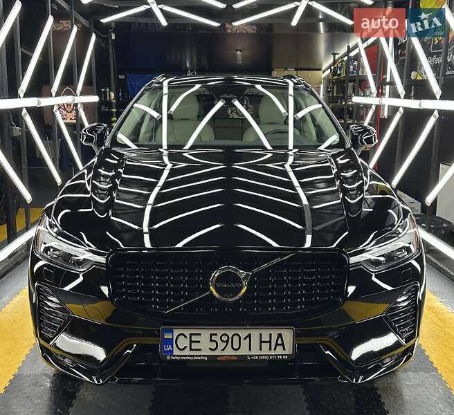 Позашляховик / Кросовер Volvo XC60 2022 в Чернівцях