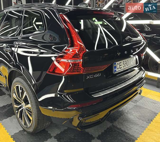 Позашляховик / Кросовер Volvo XC60 2022 в Чернівцях