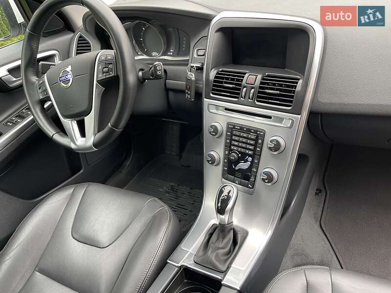 Позашляховик / Кросовер Volvo XC60 2016 в Луцьку фото 24 Позашляховик / Кросовер Volvo XC60 2016 в Луцьку