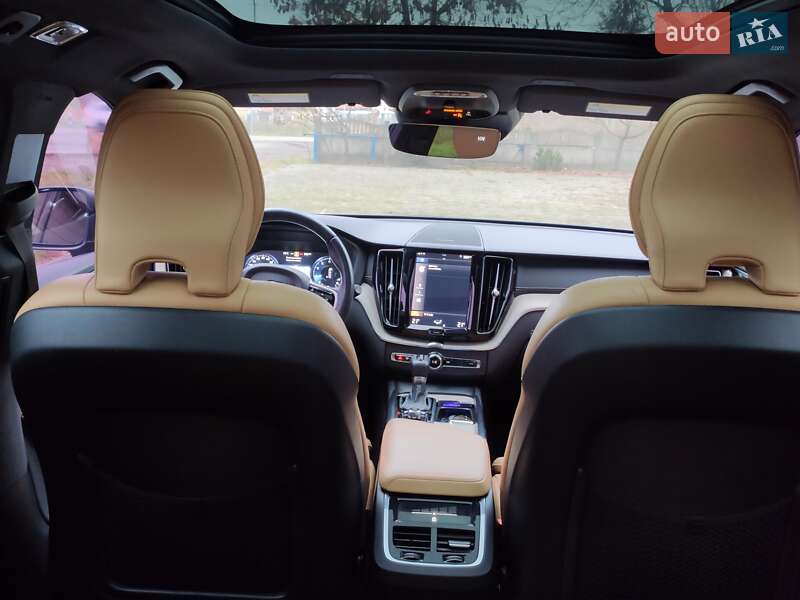 Позашляховик / Кросовер Volvo XC60 2020 в Нововолинську