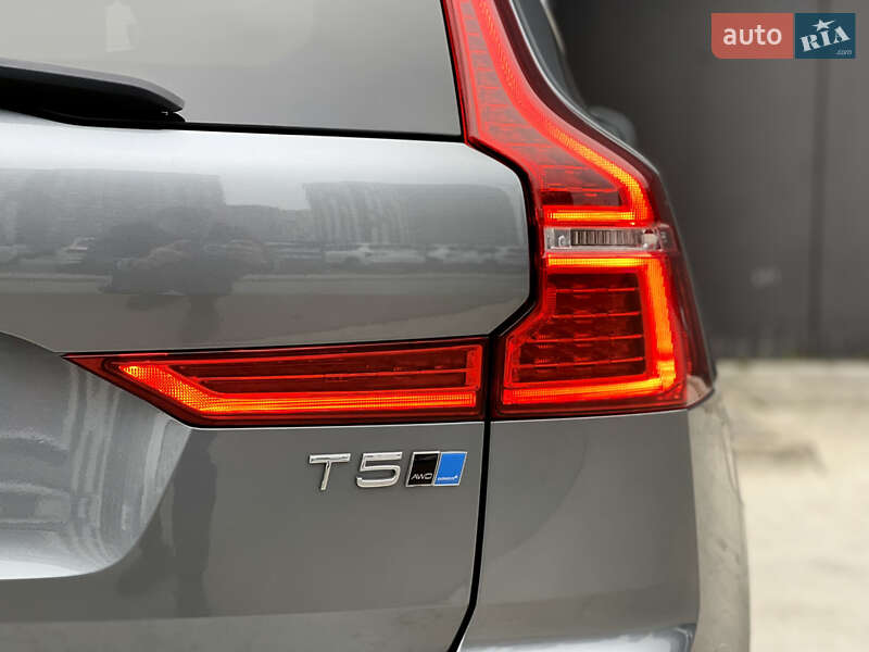 Позашляховик / Кросовер Volvo XC60 2017 в Києві фото 25 Позашляховик / Кросовер Volvo XC60 2017 в Києві