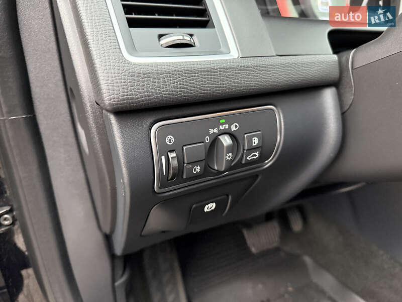 Внедорожник / Кроссовер Volvo XC60 2015 в Ровно