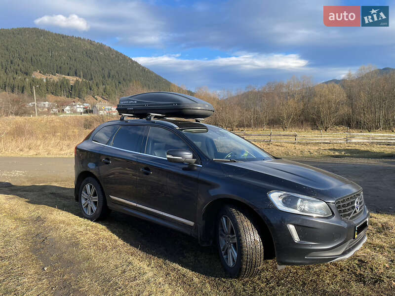Позашляховик / Кросовер Volvo XC60 2017 в Києві