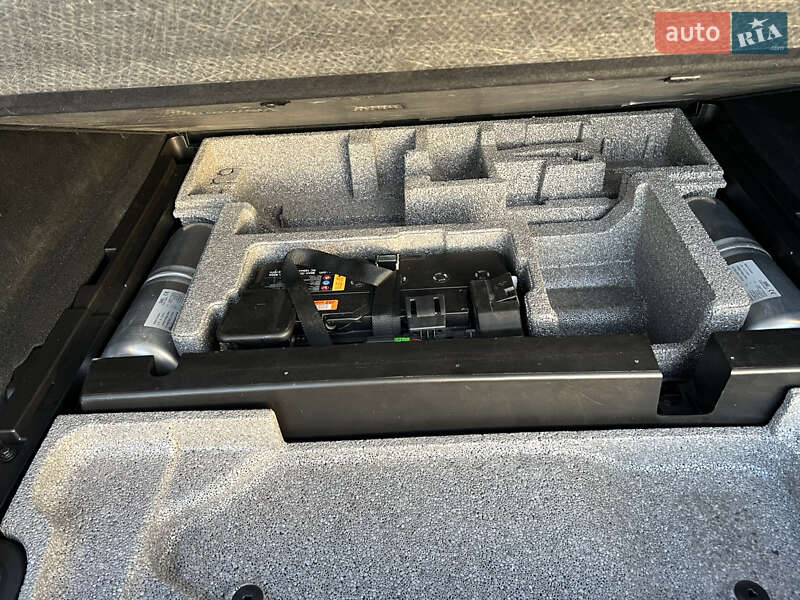 Позашляховик / Кросовер Volvo XC60 2019 в Києві