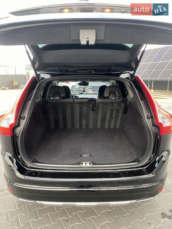 Внедорожник / Кроссовер Volvo XC60 2017 в Владимире фото 9 Внедорожник / Кроссовер Volvo XC60 2017 в Владимире