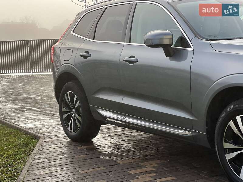 Позашляховик / Кросовер Volvo XC60 2021 в Івано-Франківську