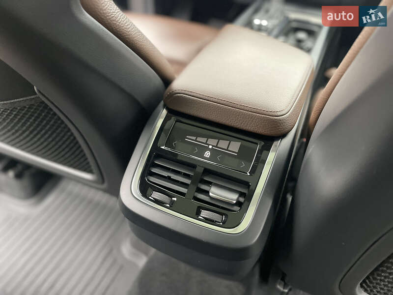 Внедорожник / Кроссовер Volvo XC60 2018 в Луцке