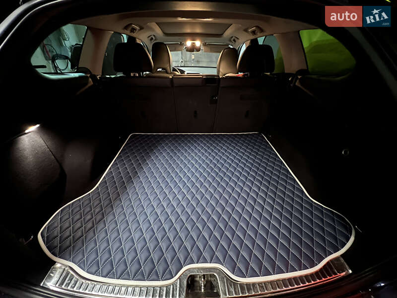 Внедорожник / Кроссовер Volvo XC60 2017 в Киеве