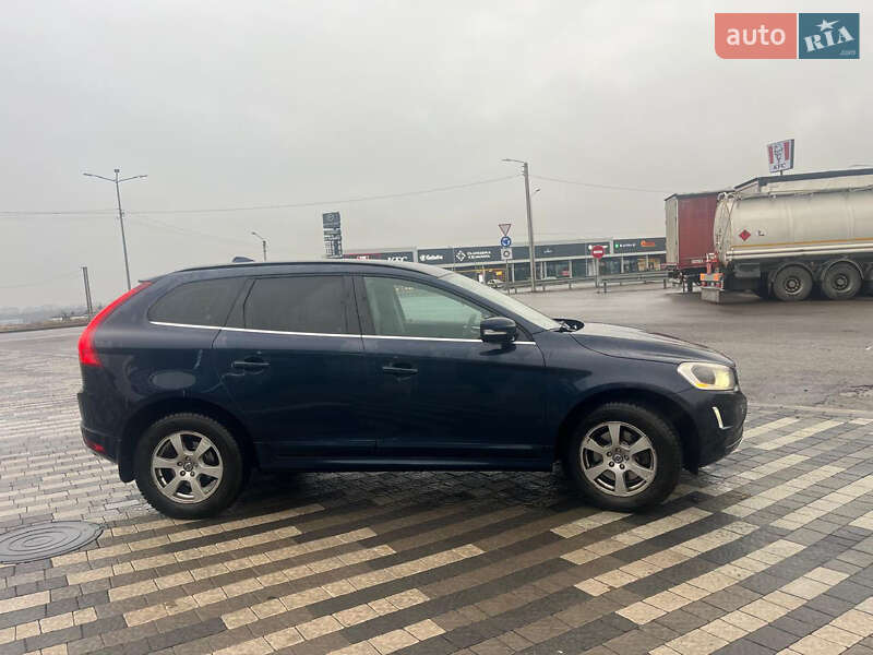 Внедорожник / Кроссовер Volvo XC60 2013 в Оброшином