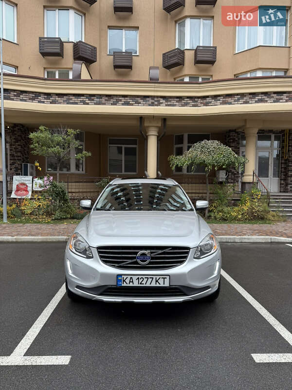 Внедорожник / Кроссовер Volvo XC60 2015 в Киеве