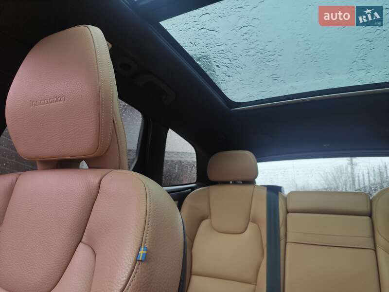 Позашляховик / Кросовер Volvo XC60 2020 в Нововолинську