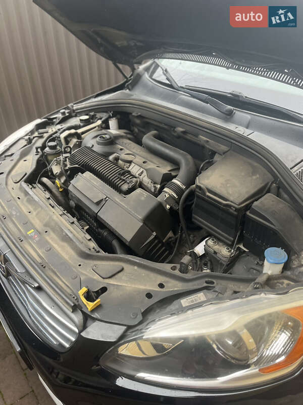 Внедорожник / Кроссовер Volvo XC60 2015 в Львове