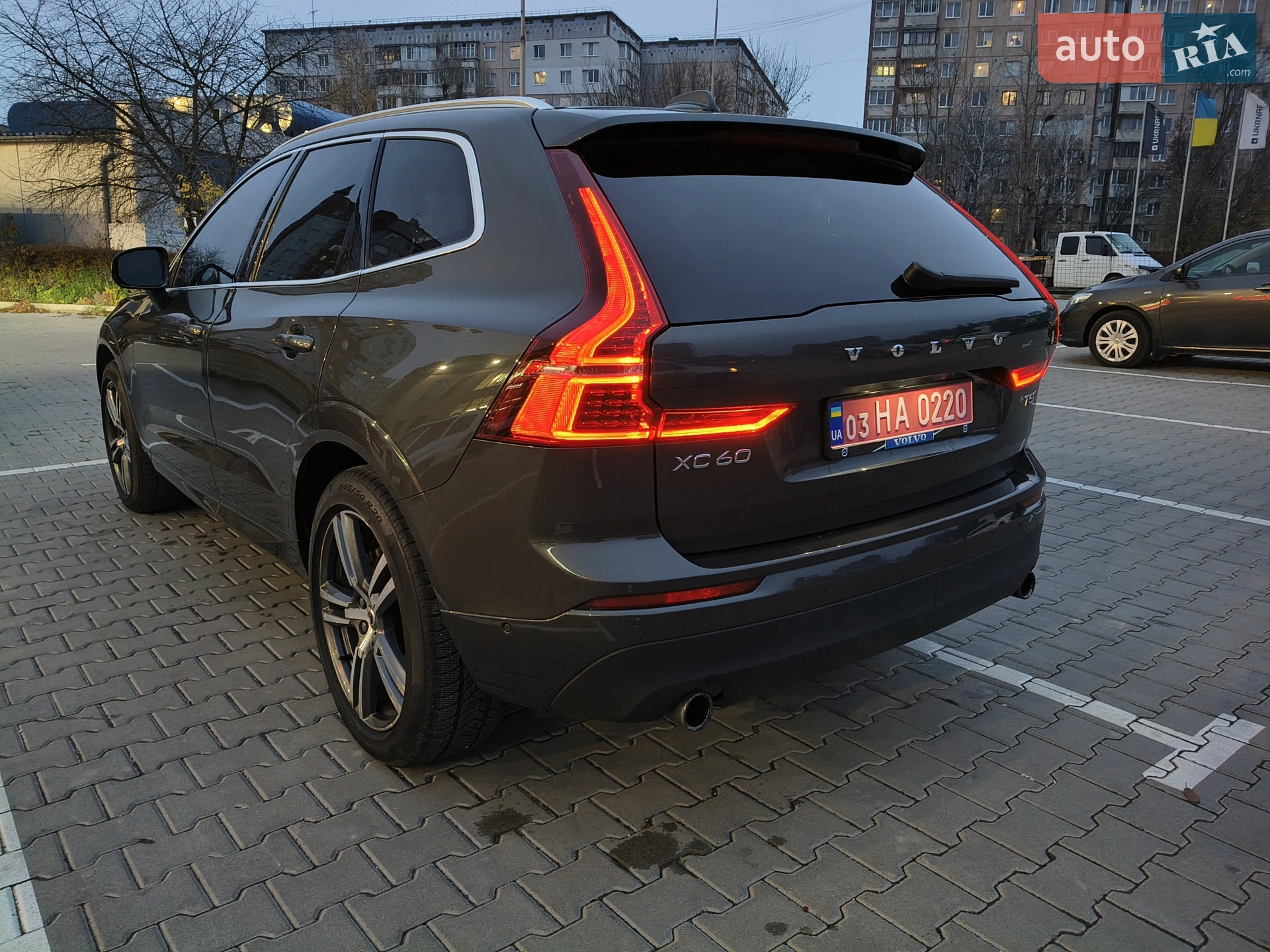 2018 Volvo XC60 - мініатюра 18