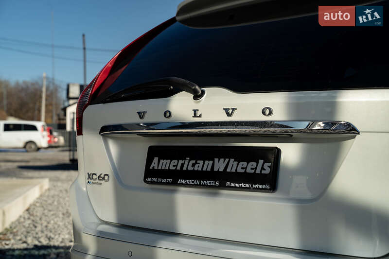 Позашляховик / Кросовер Volvo XC60 2014 в Чернівцях