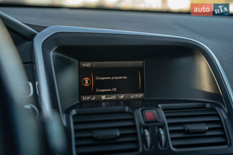 Позашляховик / Кросовер Volvo XC60 2014 в Чернівцях