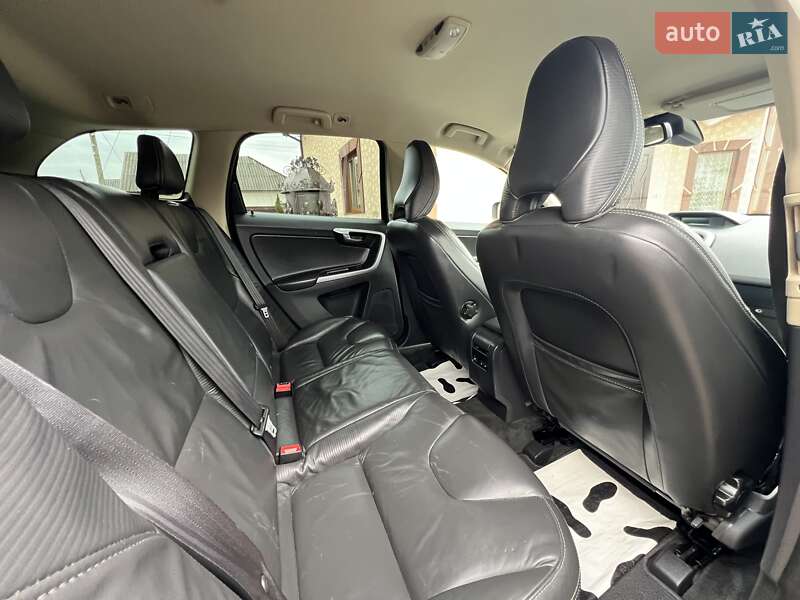 Внедорожник / Кроссовер Volvo XC60 2011 в Ивано-Франковске фото 94 Внедорожник / Кроссовер Volvo XC60 2011 в Ивано-Франковске
