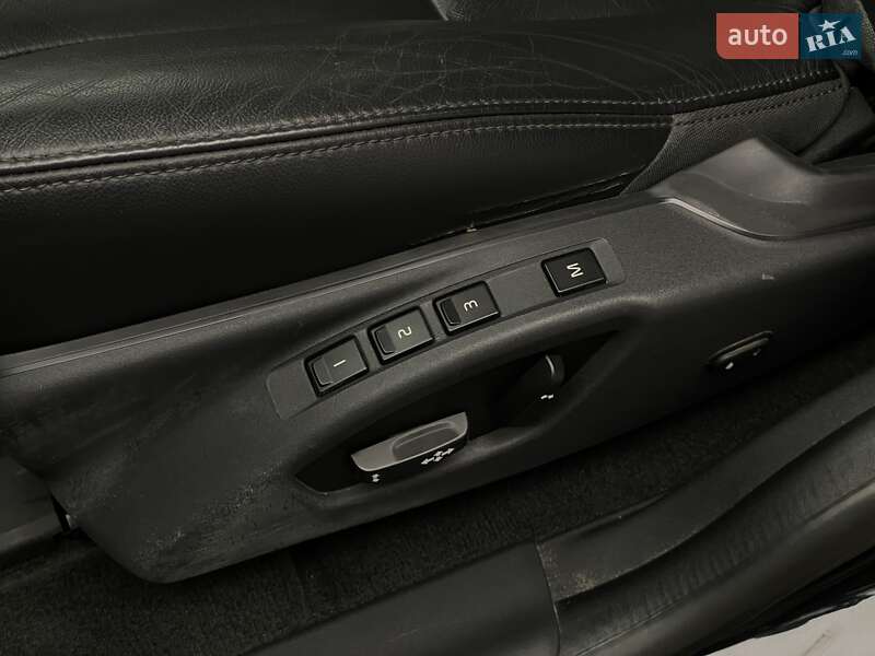 Позашляховик / Кросовер Volvo XC60 2015 в Києві фото 15 Позашляховик / Кросовер Volvo XC60 2015 в Києві