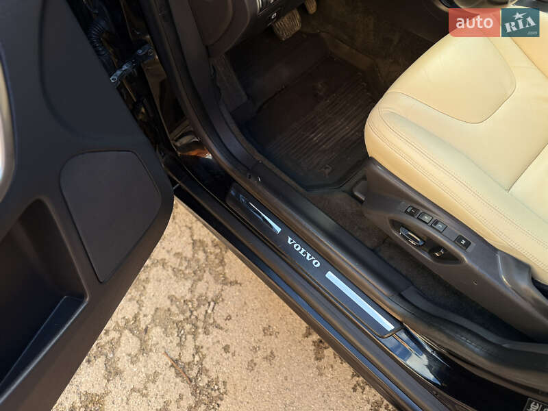 Внедорожник / Кроссовер Volvo XC60 2014 в Тернополе фото 115 Внедорожник / Кроссовер Volvo XC60 2014 в Тернополе