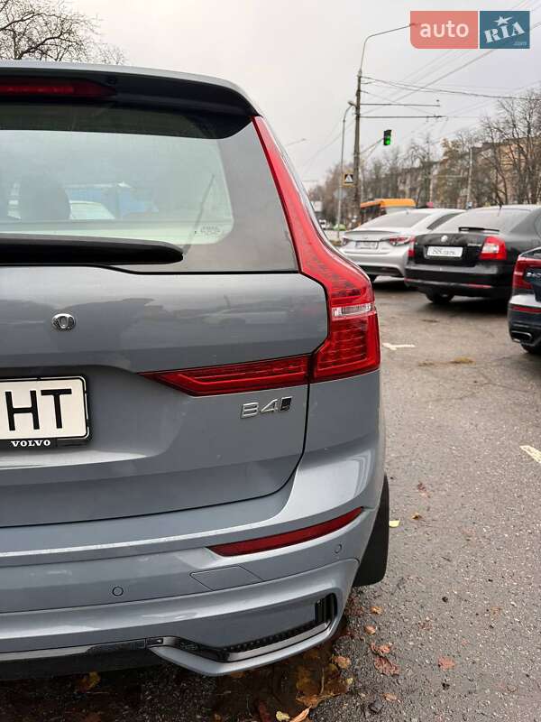 Внедорожник / Кроссовер Volvo XC60 2023 в Полтаве