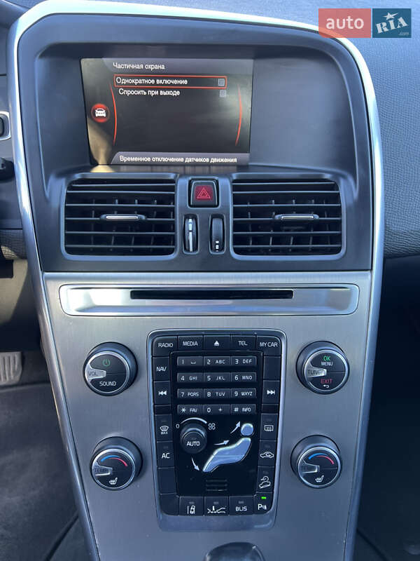 Внедорожник / Кроссовер Volvo XC60 2012 в Луцке