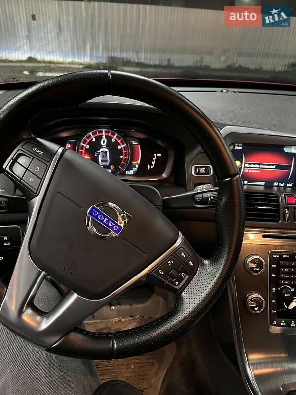 Внедорожник / Кроссовер Volvo XC60 2016 в Львове