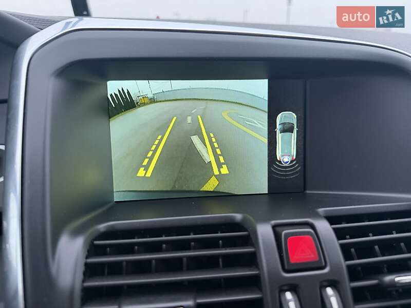 Позашляховик / Кросовер Volvo XC60 2016 в Києві