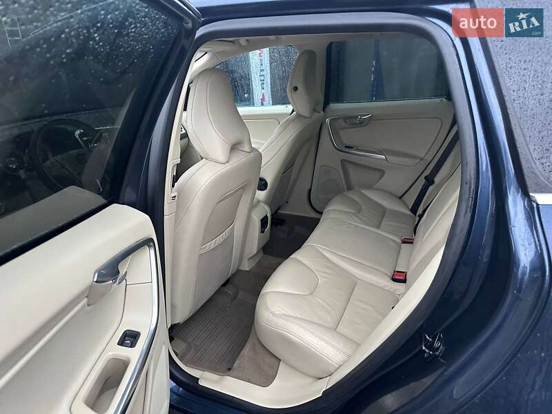 Внедорожник / Кроссовер Volvo XC60 2015 в Луцке