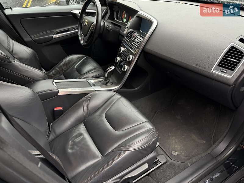 Позашляховик / Кросовер Volvo XC60 2013 в Стрию