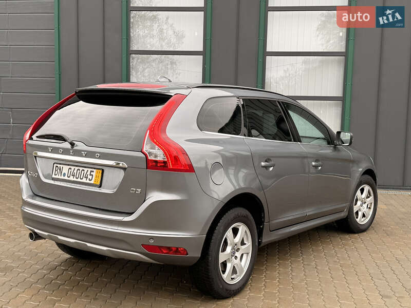 Внедорожник / Кроссовер Volvo XC60 2017 в Ивано-Франковске фото 30 Внедорожник / Кроссовер Volvo XC60 2017 в Ивано-Франковске