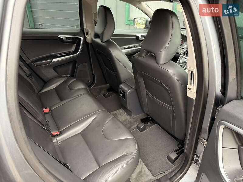 Внедорожник / Кроссовер Volvo XC60 2017 в Ивано-Франковске фото 61 Внедорожник / Кроссовер Volvo XC60 2017 в Ивано-Франковске