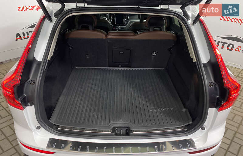 Внедорожник / Кроссовер Volvo XC60 2018 в Львове фото 5 Внедорожник / Кроссовер Volvo XC60 2018 в Львове